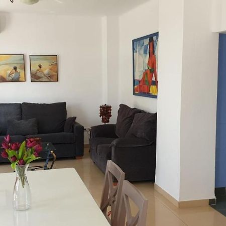 Casa 1ª Linea Paseo Maritimo Torre Del Mar Apartment Exterior photo